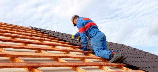 Best Roof Maintenance  in Davenport, IA